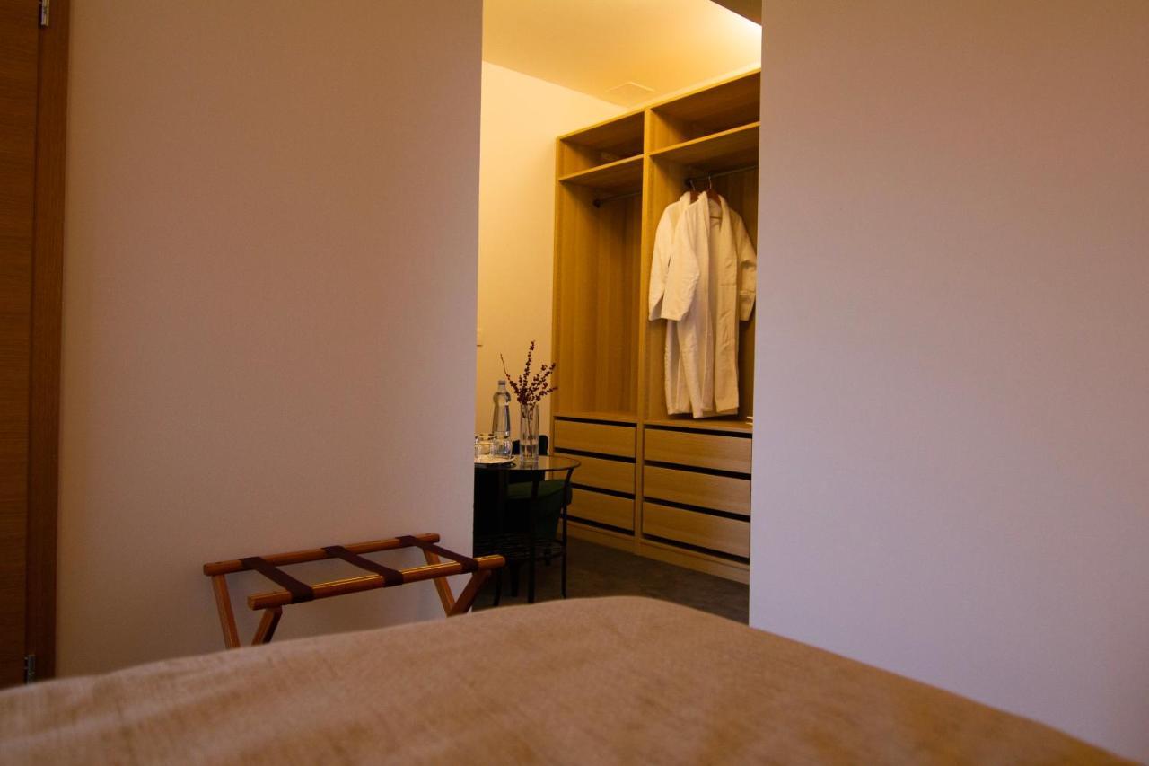 Hotel Marathon Senec Exterior foto